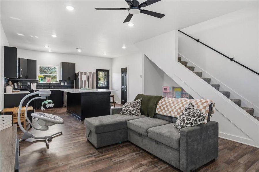 Furnished interior view inside a new home in , Grand Saline (Image 5).