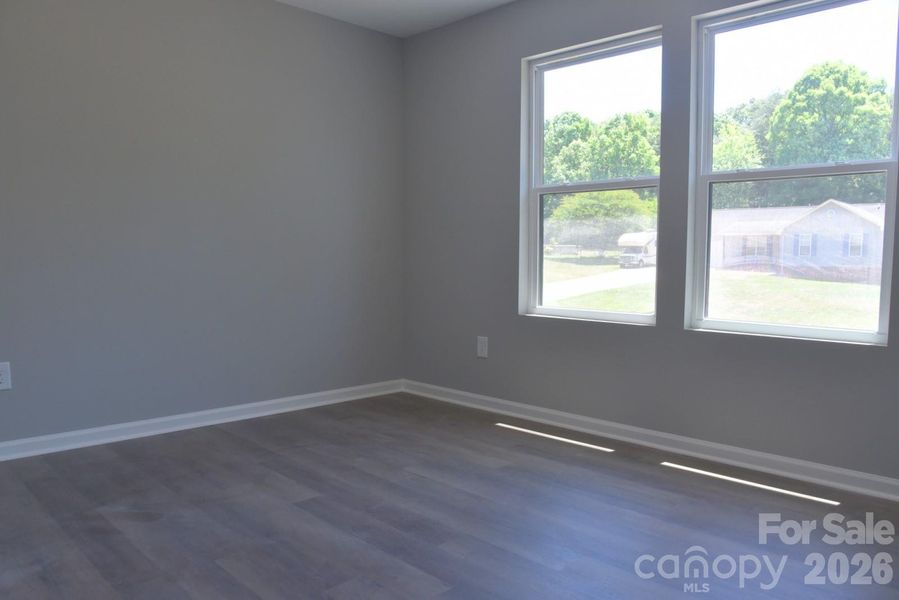 Spacious, unfurnished interior of a new home in , Lincolnton (Image 19).