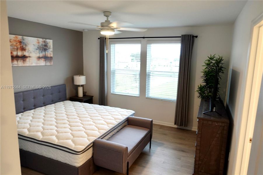 Furnished interior view inside a new home in , Kissimmee (Image 14).