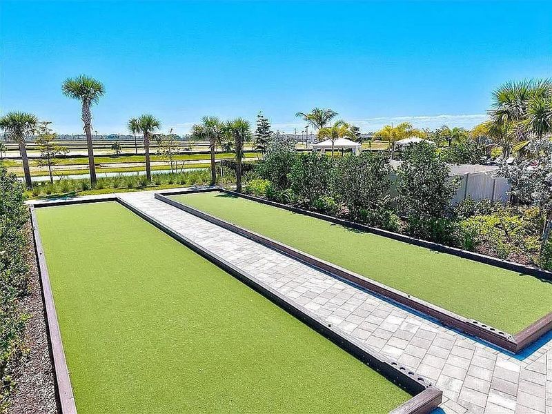 Community amenities in , Port Charlotte (Image 15). Community amenities in , Port Charlotte (Image 15).