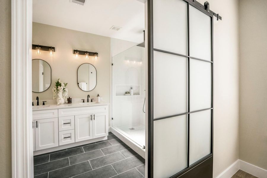 Furnished interior view inside a new home in , Houston (Image 6). Furnished interior view inside a new home in , Houston (Image 6).