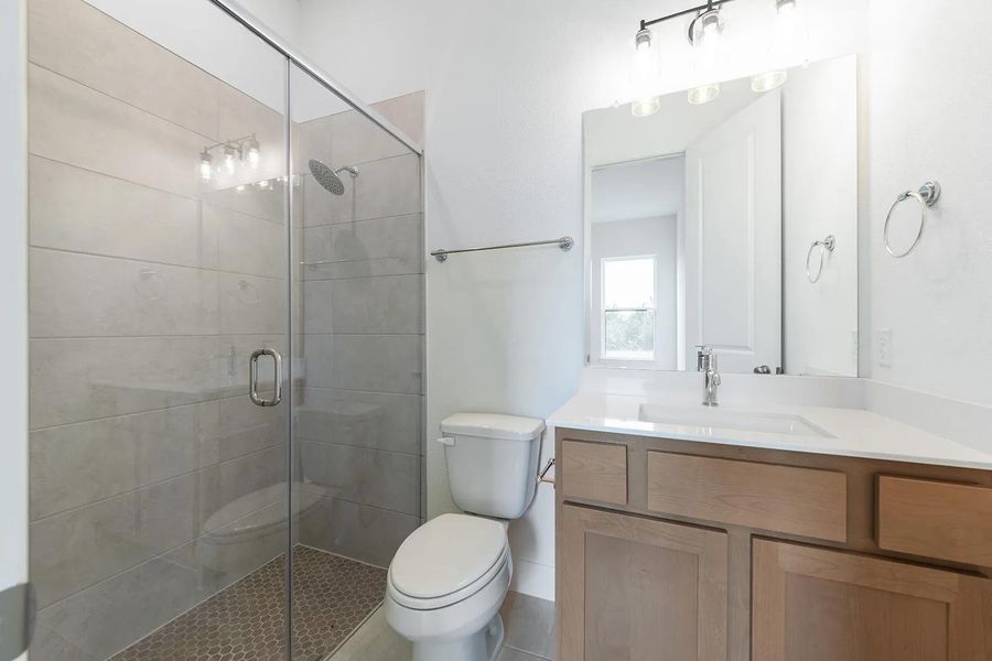 Overlook A Bathroom 3