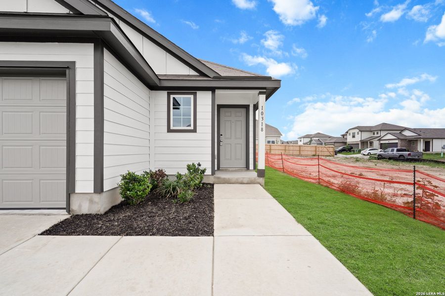 Exterior details and patio area of a home in Applewhite Meadows, San Antonio (Image 17).