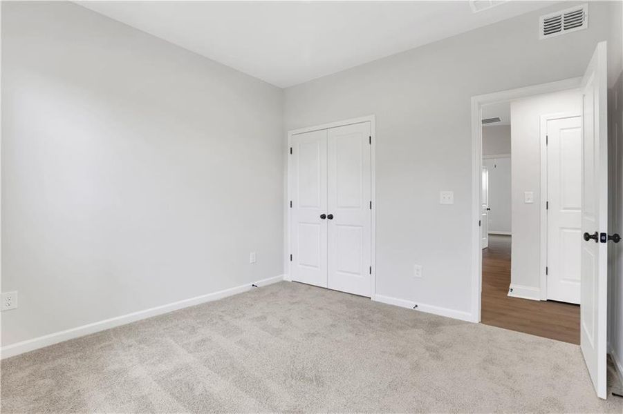 Spacious, unfurnished interior of a new home in Towne Village at Suwanee Dam, Sugar Hill (Image 42). Spacious, unfurnished interior of a new home in Towne Village at Suwanee Dam, Sugar Hill (Image 42).