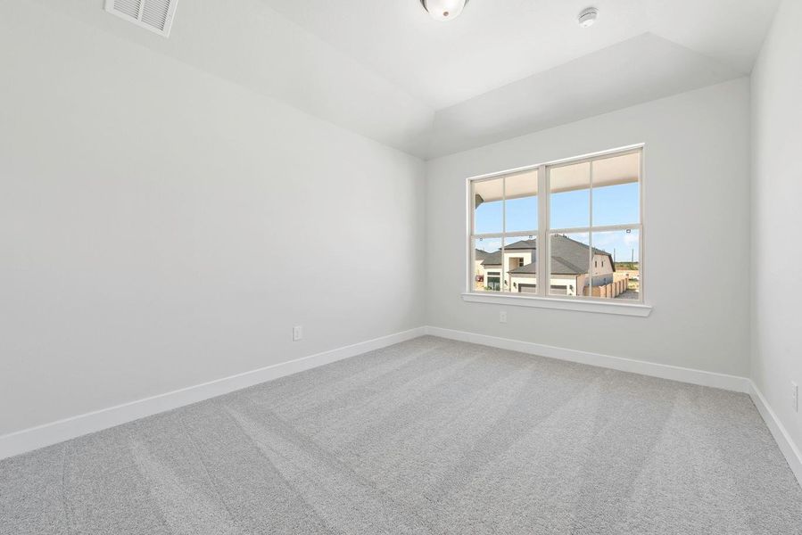 Spacious, unfurnished interior of a new home in Jordan Ranch, Fulshear (Image 11). Spacious, unfurnished interior of a new home in Jordan Ranch, Fulshear (Image 11).