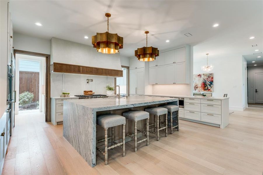 Furnished interior view inside a new home in , Dallas (Image 31).