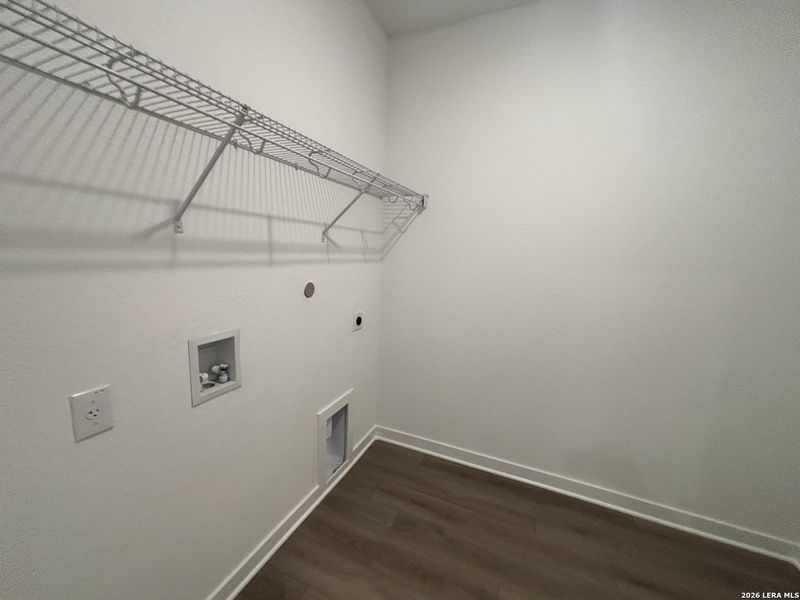 Spacious, unfurnished interior of a new home in Saddlebrook Ranch, Schertz (Image 25).