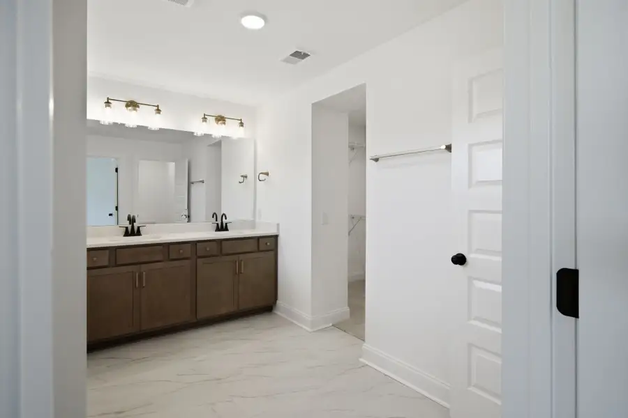 Owner's Bath