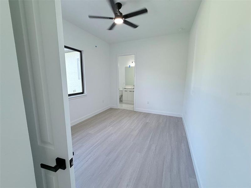 Spacious, unfurnished interior of a new home in , Port Charlotte (Image 21).
