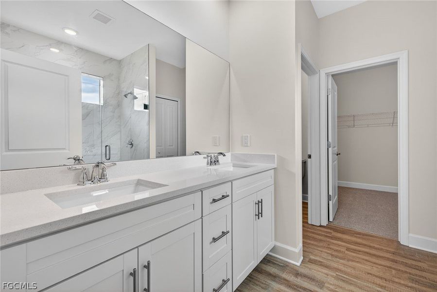 Furnished interior view inside a new home in Cape Coral, Cape Coral (Image 5).