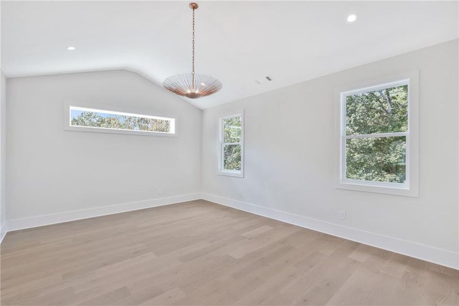 Spacious, unfurnished interior of a new home in , Atlanta (Image 31).