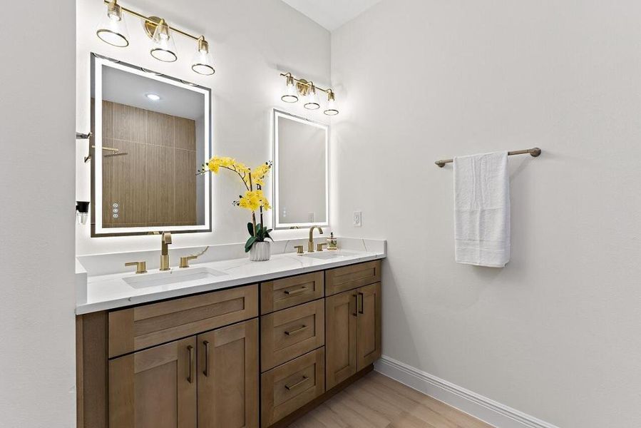 8846-97th-Ct-HigMedia-030-1280