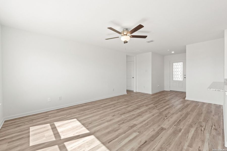 Spacious, unfurnished interior of a new home in , Lytle (Image 8).