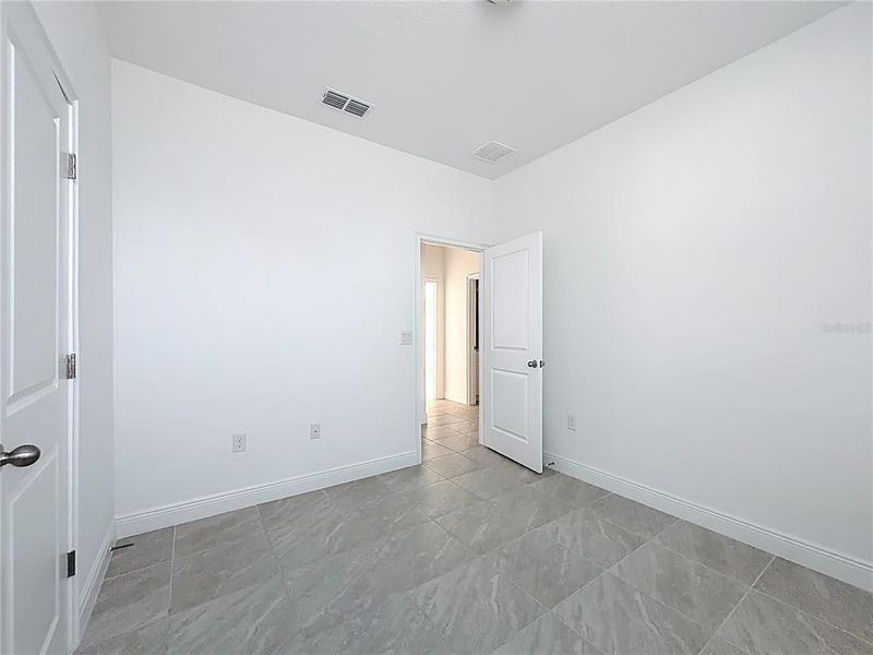 Spacious, unfurnished interior of a new home in , Ocala (Image 37).