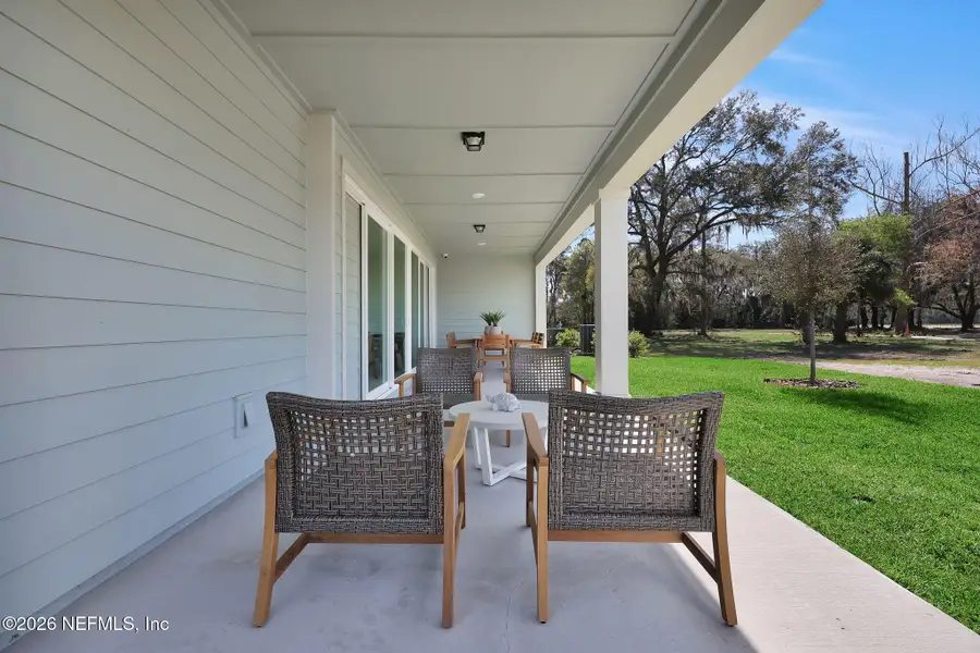 Exterior details and patio area of a home in , Jacksonville (Image 3).