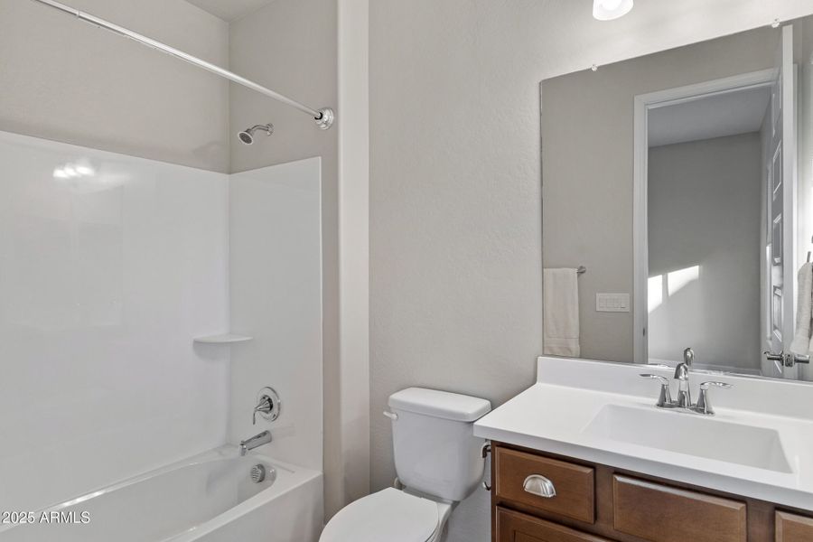 5211 S Del Rancho-31