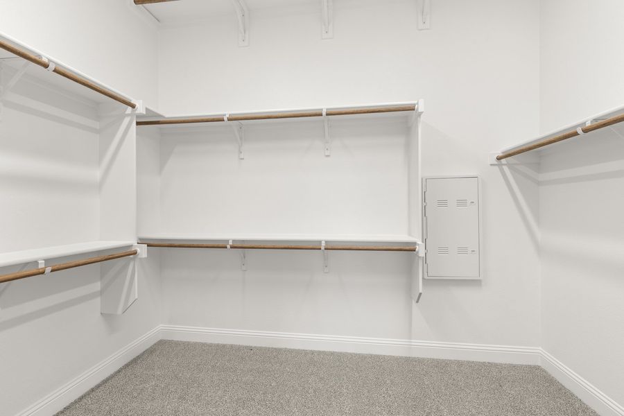 Spacious, unfurnished interior of a new home in Nelson Lake Estates, Rockwall (Image 24).