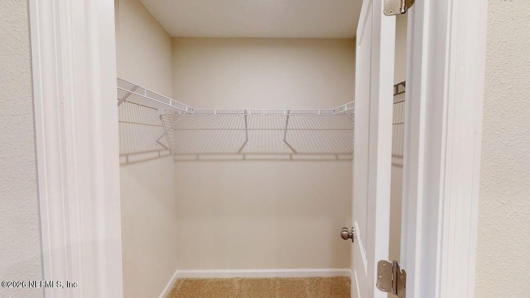 Spacious, unfurnished interior of a new home in Egret Creek, Jacksonville (Image 15).