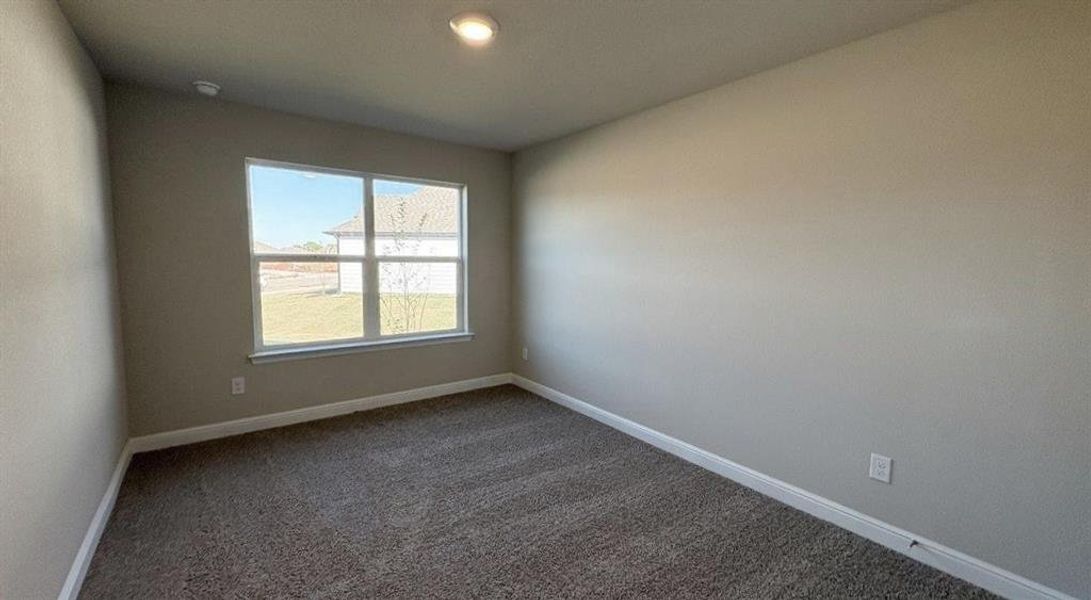 Spacious, unfurnished interior of a new home in Sandstone Estates, Granbury (Image 13). Spacious, unfurnished interior of a new home in Sandstone Estates, Granbury (Image 13).