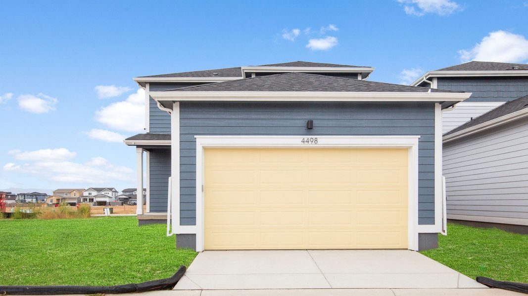 Furnished interior view inside a new home in Timnath Lakes, Timnath (Image 13).