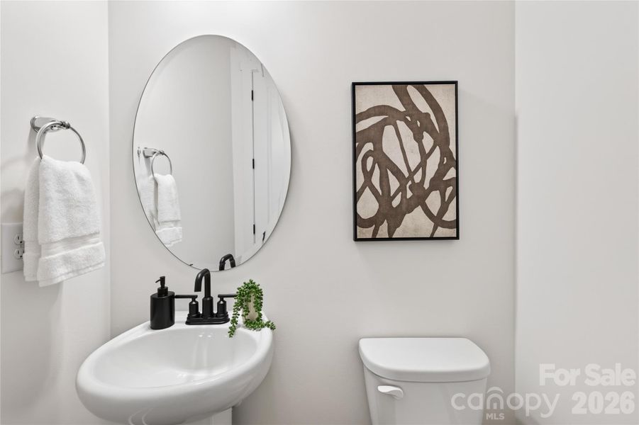 Furnished interior view inside a new home in Edgewater Lakeview On Your Lot, Lancaster (Image 8).