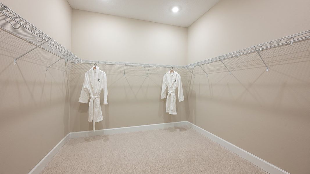 Spacious, unfurnished interior of a new home in Esplanade at Starling, Punta Gorda (Image 17). Spacious, unfurnished interior of a new home in Esplanade at Starling, Punta Gorda (Image 17).