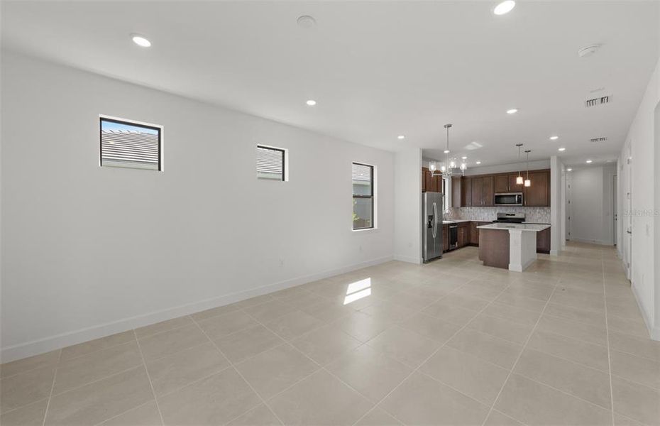 Spacious, unfurnished interior of a new home in Del Webb Catalina, Lakewood Ranch (Image 21).