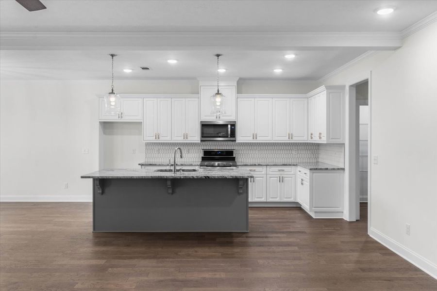 Kitchen | 915 Lillian Park Drive, The Nottaway Plan by Ivey Homes