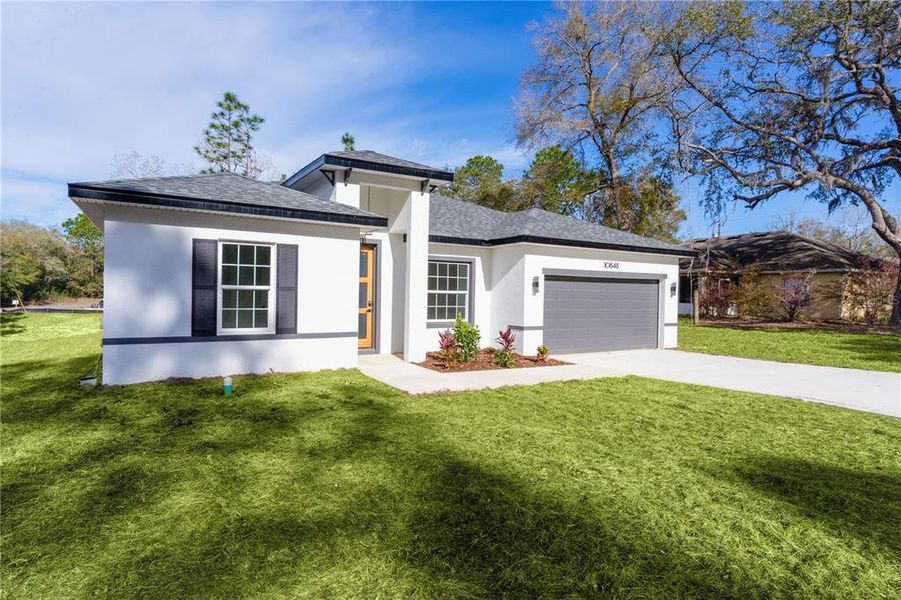 Beautiful home with majestic front entry