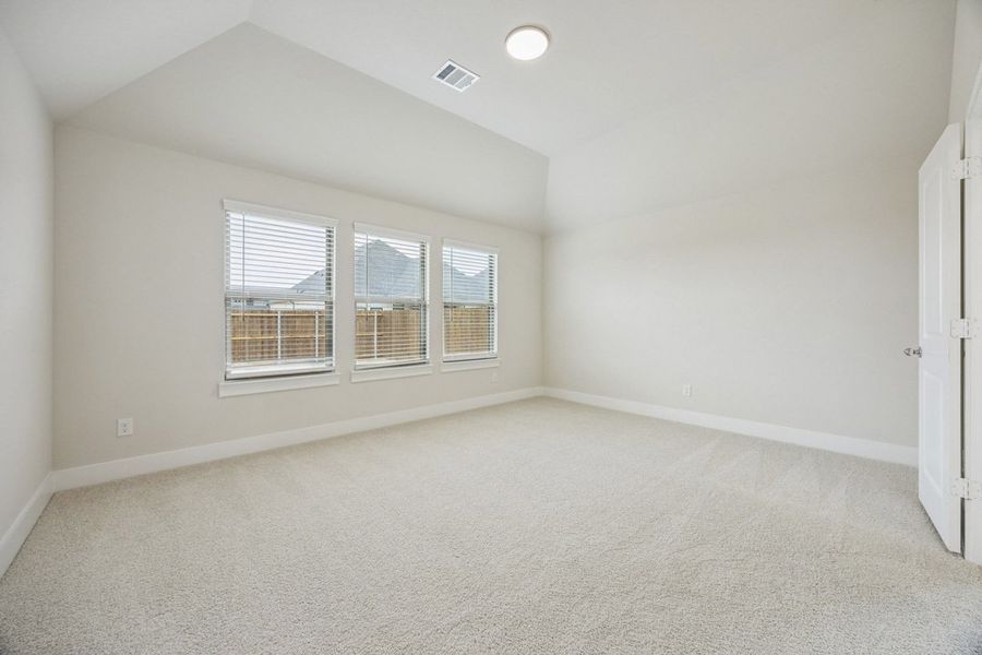 Representative unfurnished interior of a home built from the The Jason by Lillian Custom Homes in Hickory Hill, Sherman (Image 28).