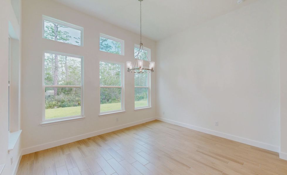 Spacious, unfurnished interior of a new home in Woodhaven, Port Orange (Image 24).