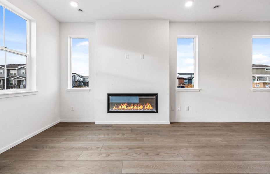 Spacious, unfurnished interior of a new home in Painted Prairie, Aurora (Image 22).