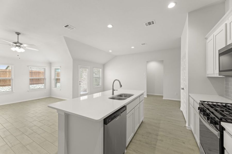 Representative exterior photo of a completed home built from the Boston by Impression Homes in Northspur, Terrell, TX (Image 9). Representative exterior photo of a completed home built from the Boston by Impression Homes in Northspur, Terrell, TX (Image 9).