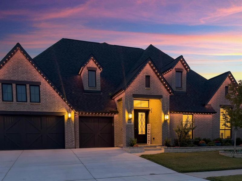 Front exterior of a new home in , McLendon-Chisholm, TX, highlighting curb appeal (Image 19). Front exterior of a new home in , McLendon-Chisholm, TX, highlighting curb appeal (Image 19).