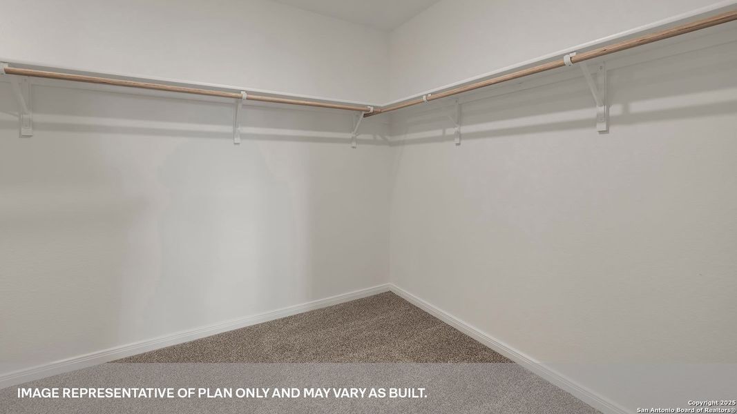 Spacious, unfurnished interior of a new home in Trace, San Marcos (Image 23).