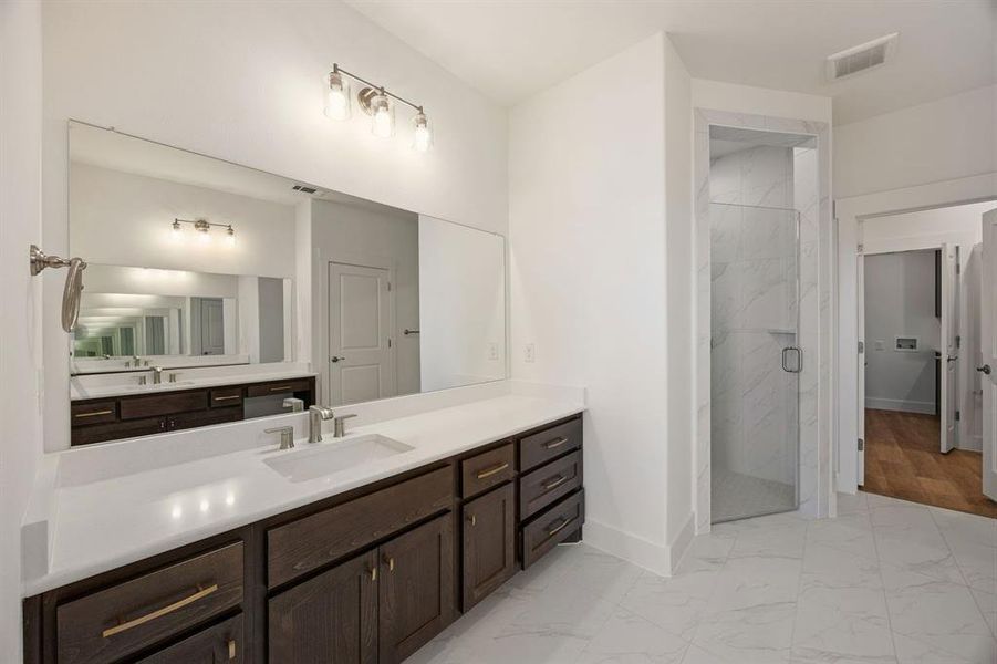 28-web-or-mls-4220-carrera-dr