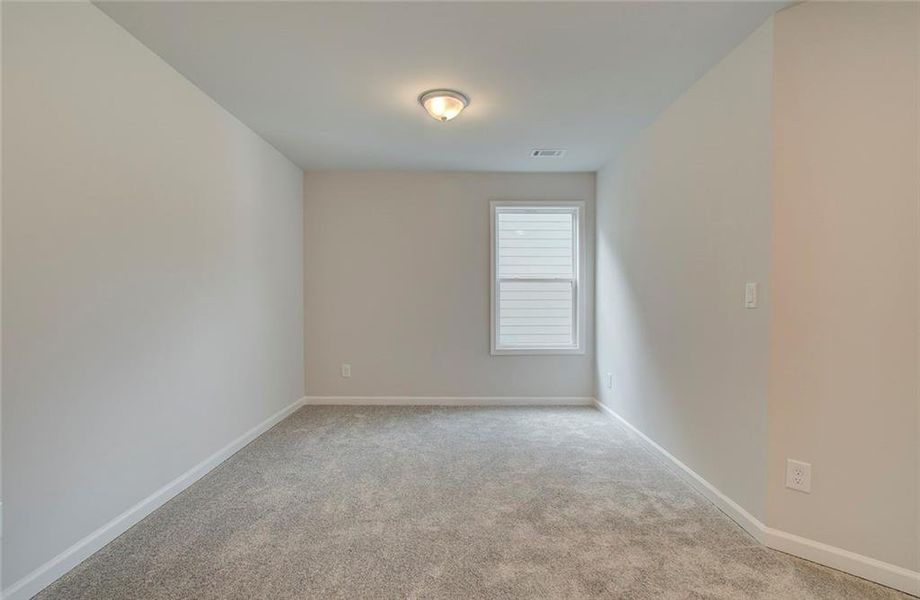 Spacious, unfurnished interior of a new home in Crofton Place Enclave, Snellville (Image 29).