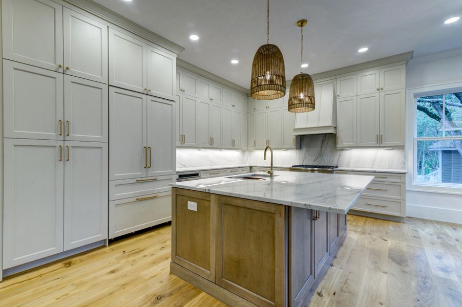 Furnished interior view inside a new home in , Seabrook Island (Image 34).