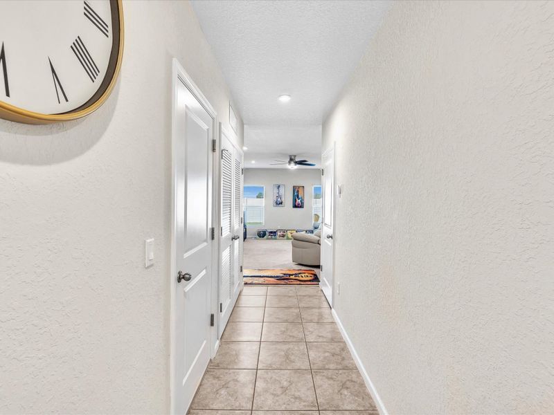 Spacious, unfurnished interior of a new home in , Belle Glade (Image 26).