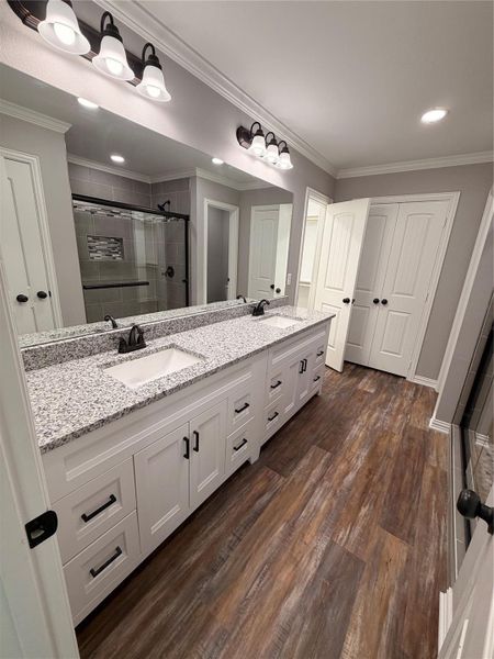 Primary Ensuite with dual sinks.
