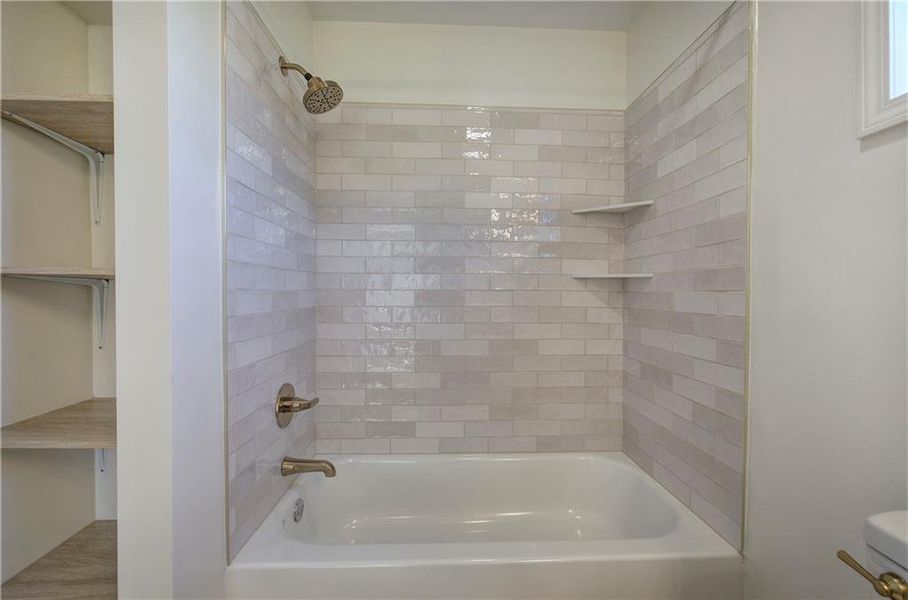 Image 42 of a home in .