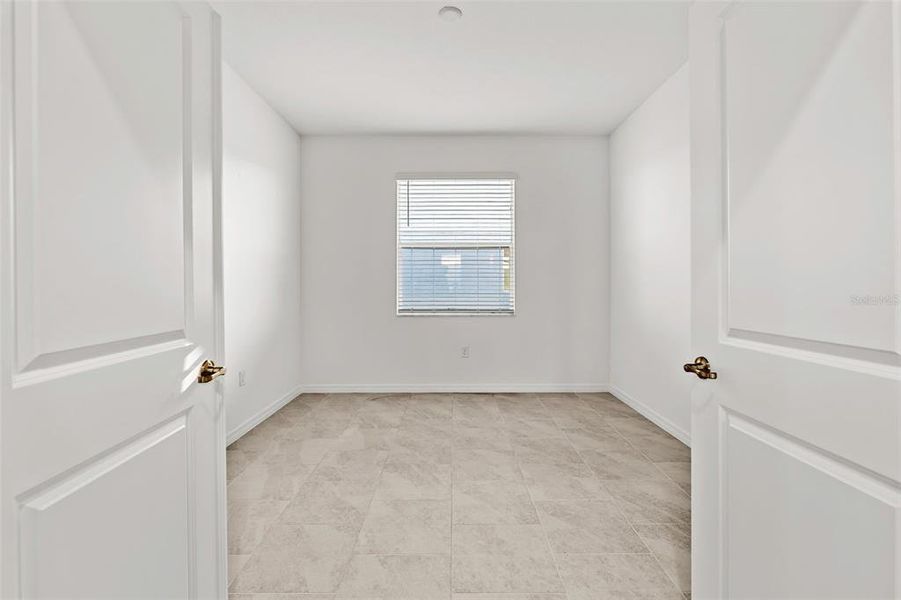 Spacious, unfurnished interior of a new home in Rye Ranch, Parrish (Image 48).