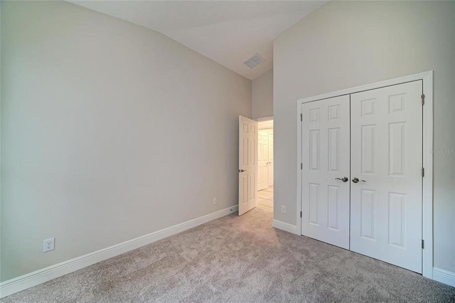 Spacious, unfurnished interior of a new home in Crosswind Point, Parrish (Image 11).