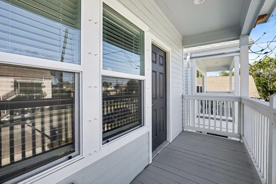 Private balcony area! Private balcony area!