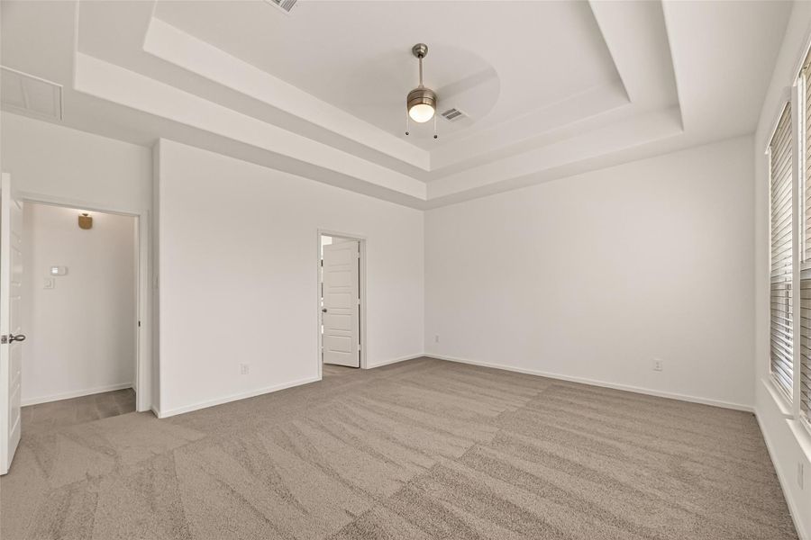 Spacious, unfurnished interior of a new home in Rates starting as low as, Iowa Colony (Image 28).