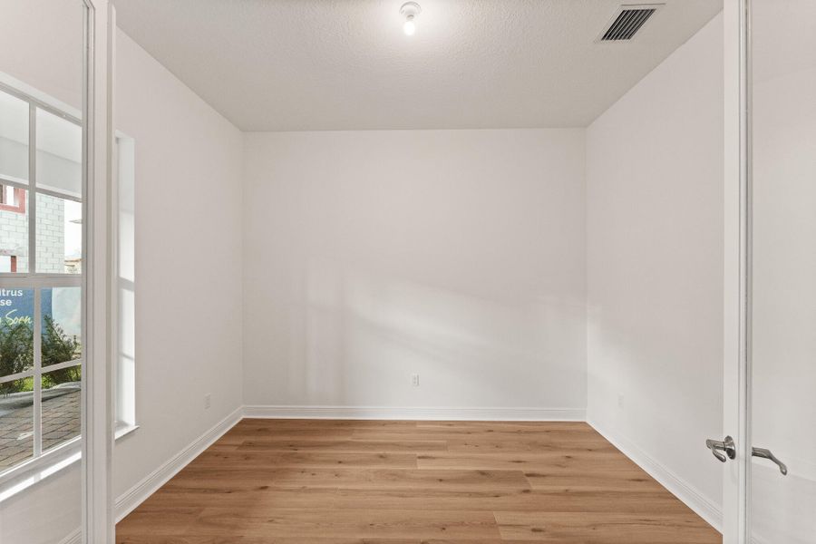 Flex Room