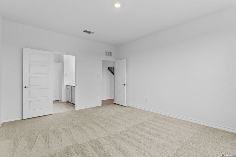 Spacious, unfurnished interior of a new home in Nopal Valley, San Antonio (Image 26). Spacious, unfurnished interior of a new home in Nopal Valley, San Antonio (Image 26).