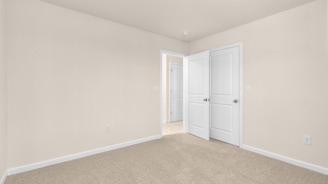 Spacious, unfurnished interior of a new home in Willow Mill, Thomasville (Image 21).