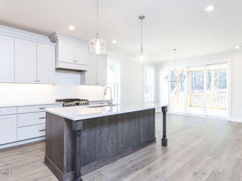 009-1280x960-kitchen