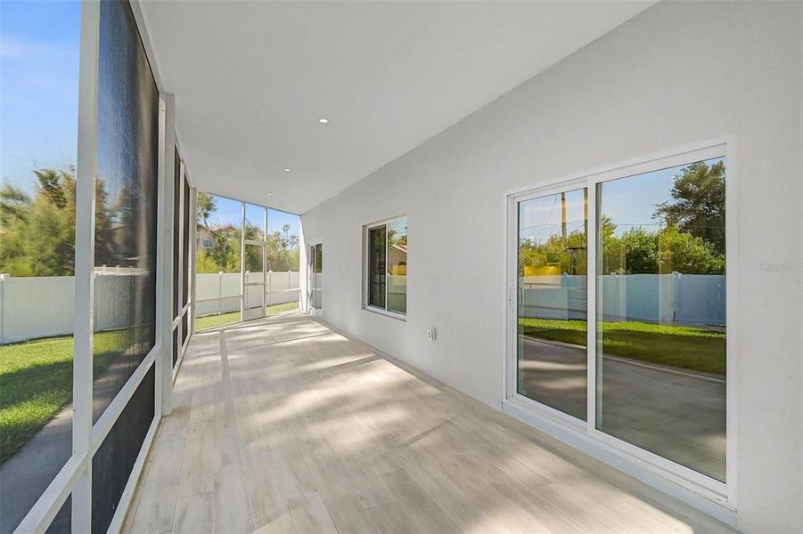Exterior details and patio area of a home in , North Port (Image 19).